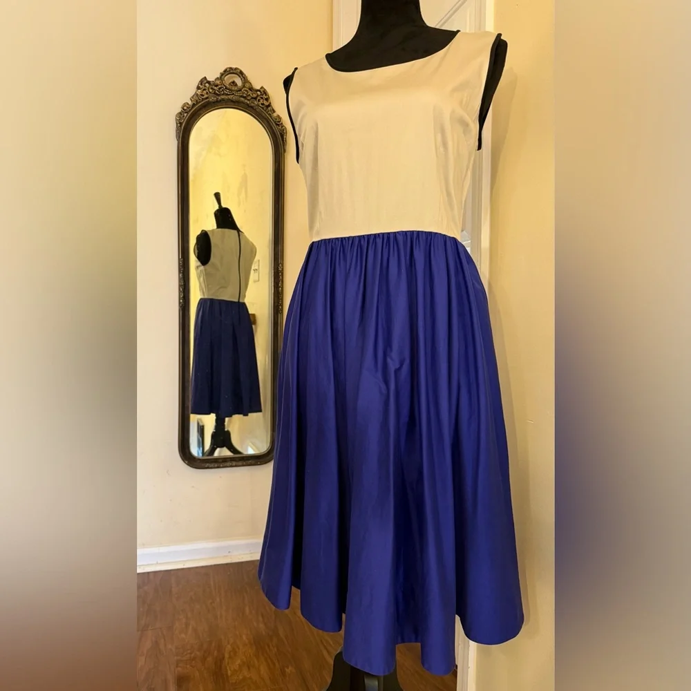 Kate Spade Classic Fit & Flare Dress • Size 8 • Vintage Two-Tone Blue & Cream